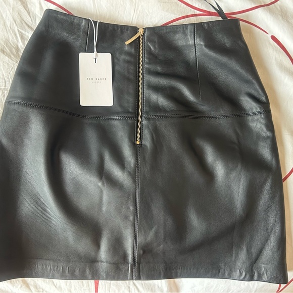 Black leather Ted Baker skirt. Brand new. - Picture 2 of 6